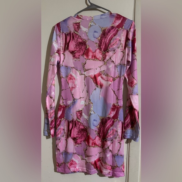 Dress - Picture 2 of 3